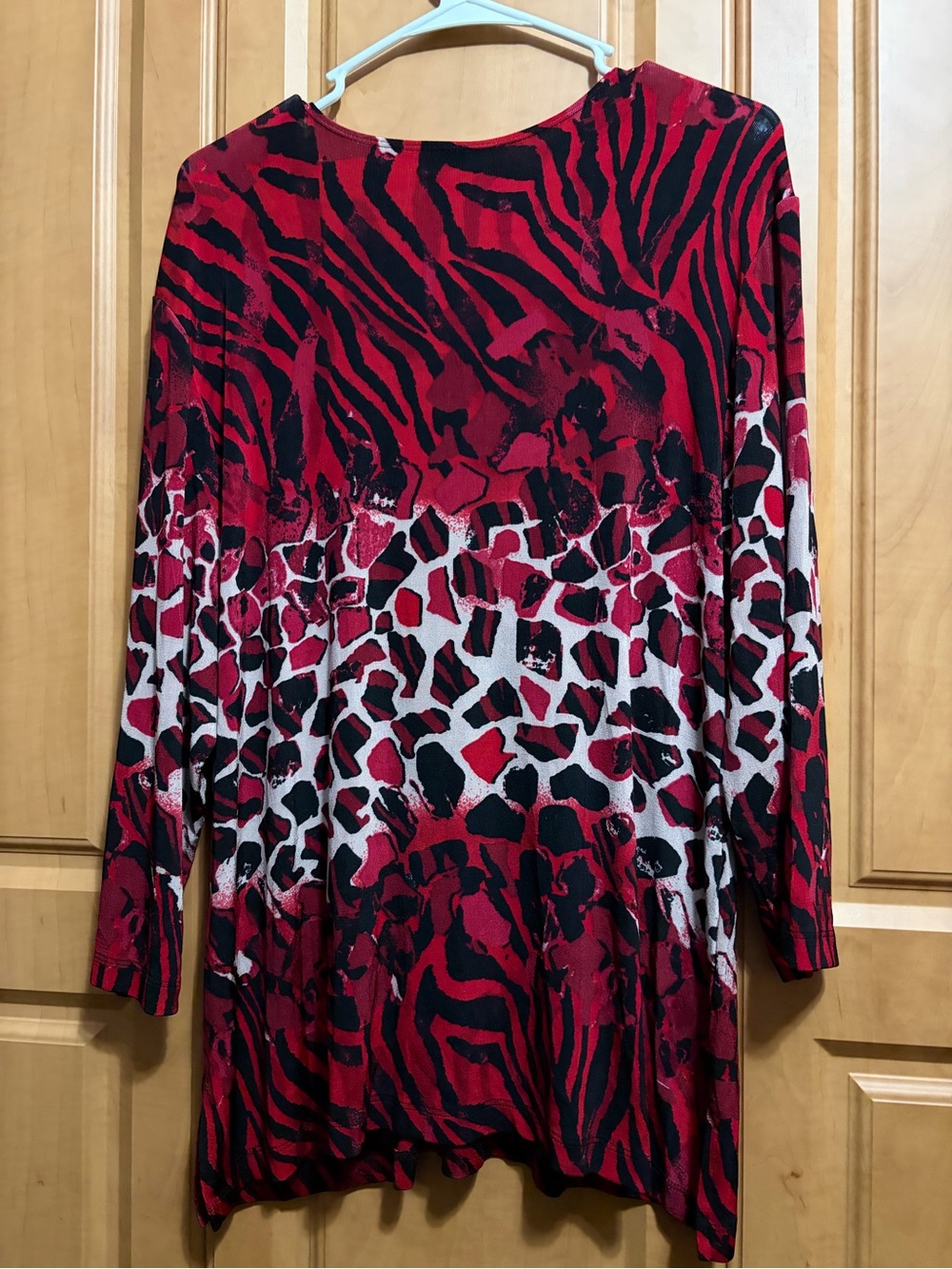 Chicos Travelers Animal Print Top - Picture 3 of 3